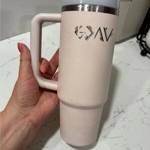 Stanley Light Pink Tumbler with Handle